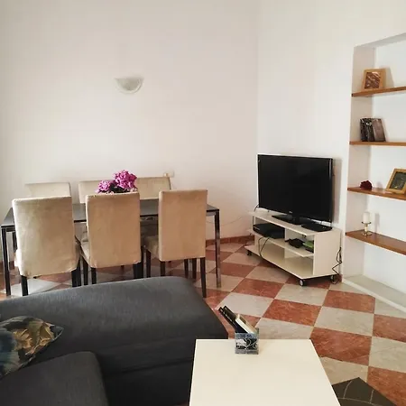 Plaza De Austria Apartament Kordoba